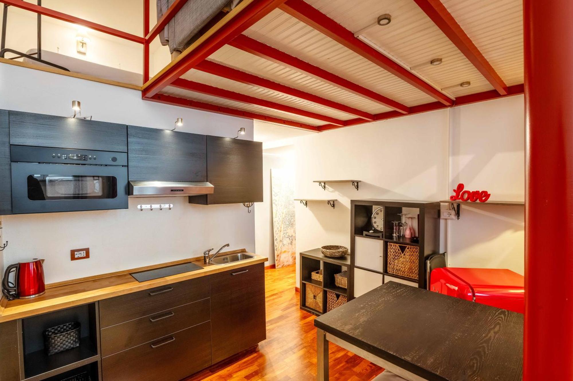 One Bedroom Apartment With Terrace Near Duomo Milano Ngoại thất bức ảnh